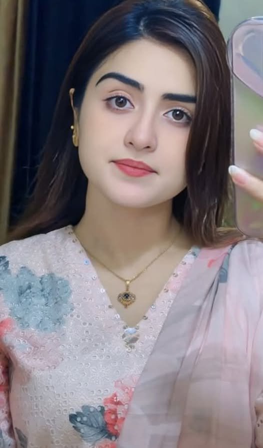Nida – Apne Liye Ek Wafadar Aur Samajhdar Humsafar Ki Talaash