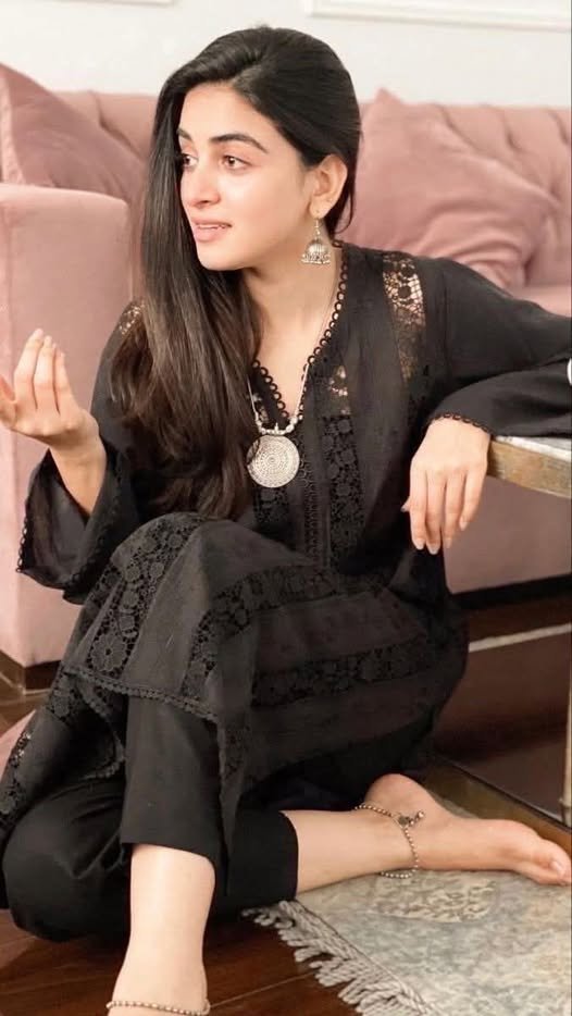 Pakistani Mardon Ka Sabse Bara Masla — Nazrein Neechi Nahi Hoti Balki Soch Gandi Hoti Hai