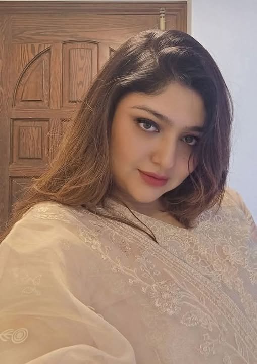 Karachi Ki Misbah Ka Faisla: Jab Ek Khudmukhtar Bewa Ne Nayi Zindagi Ki Talaash Mein Haath Badhaaya